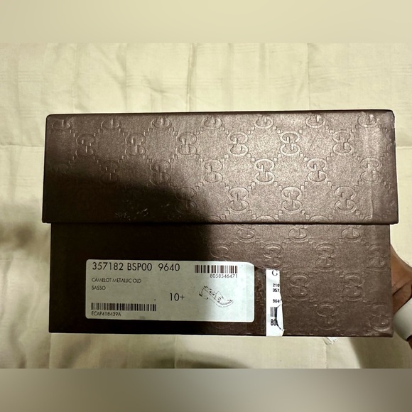 Men’s Gucci Horsebit Loafers in platinum metallic leather - Picture 8 of 9